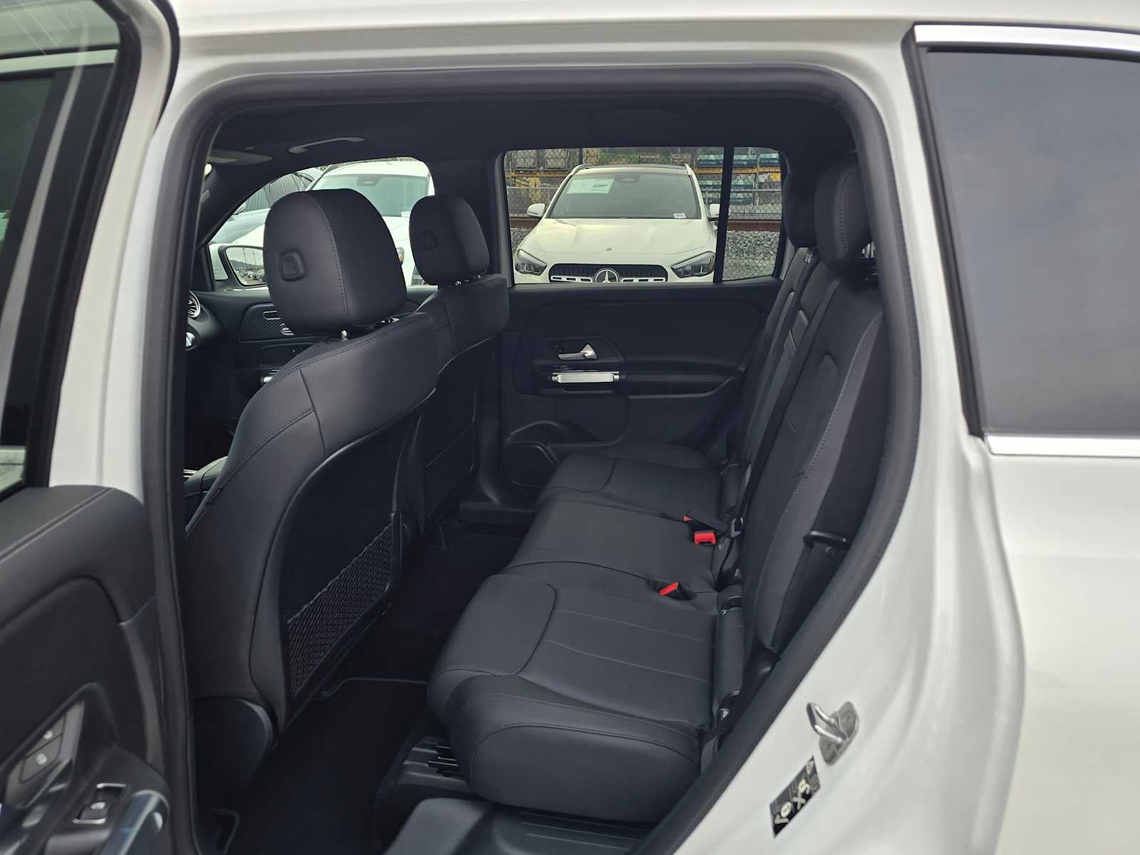 2026 Mercedes-Benz GLB 250 4MATIC® SUV