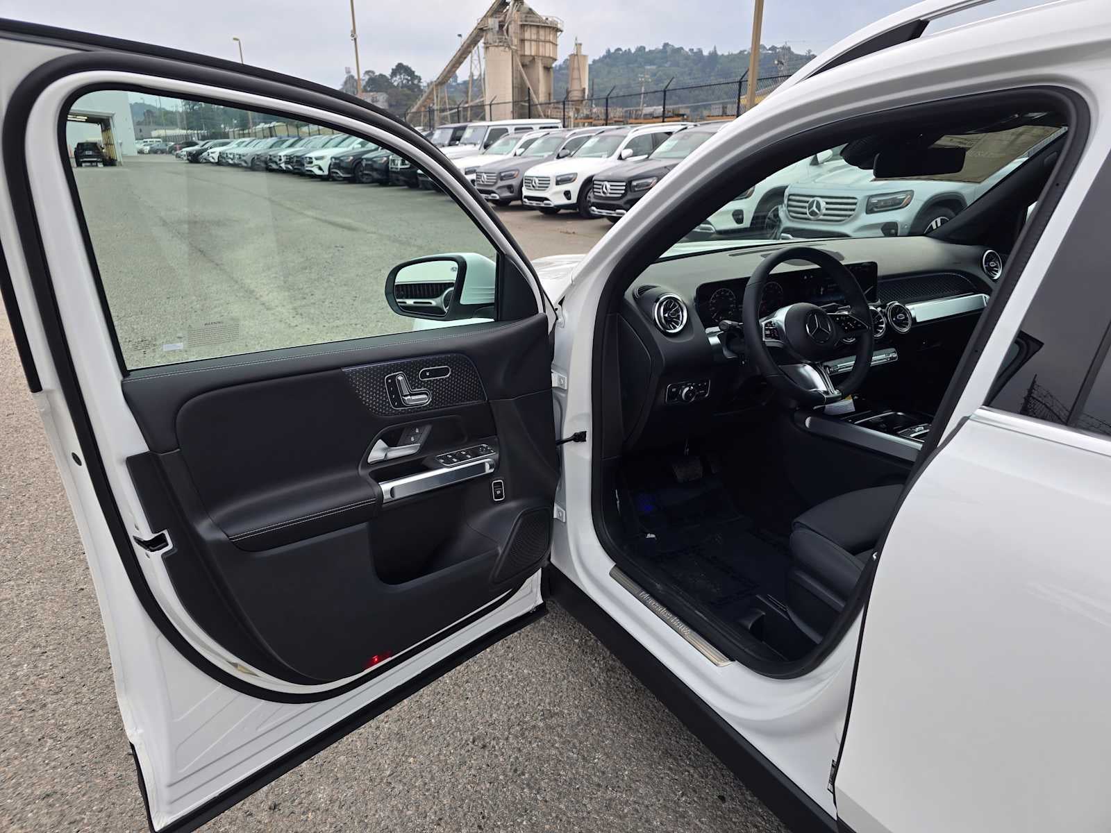 2026 Mercedes-Benz GLB 250 4MATIC® SUV