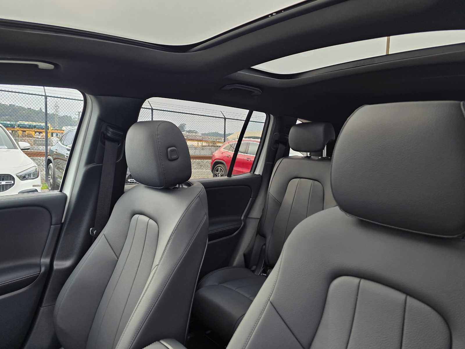 2026 Mercedes-Benz GLB 250 4MATIC® SUV