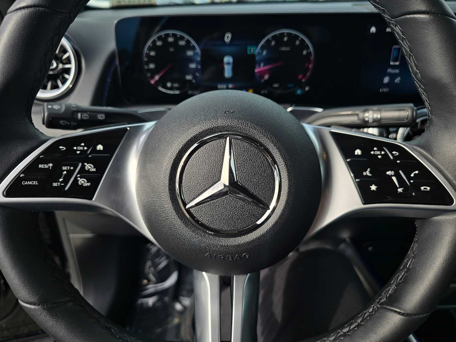 2025 Mercedes-Benz GLB GLB 250