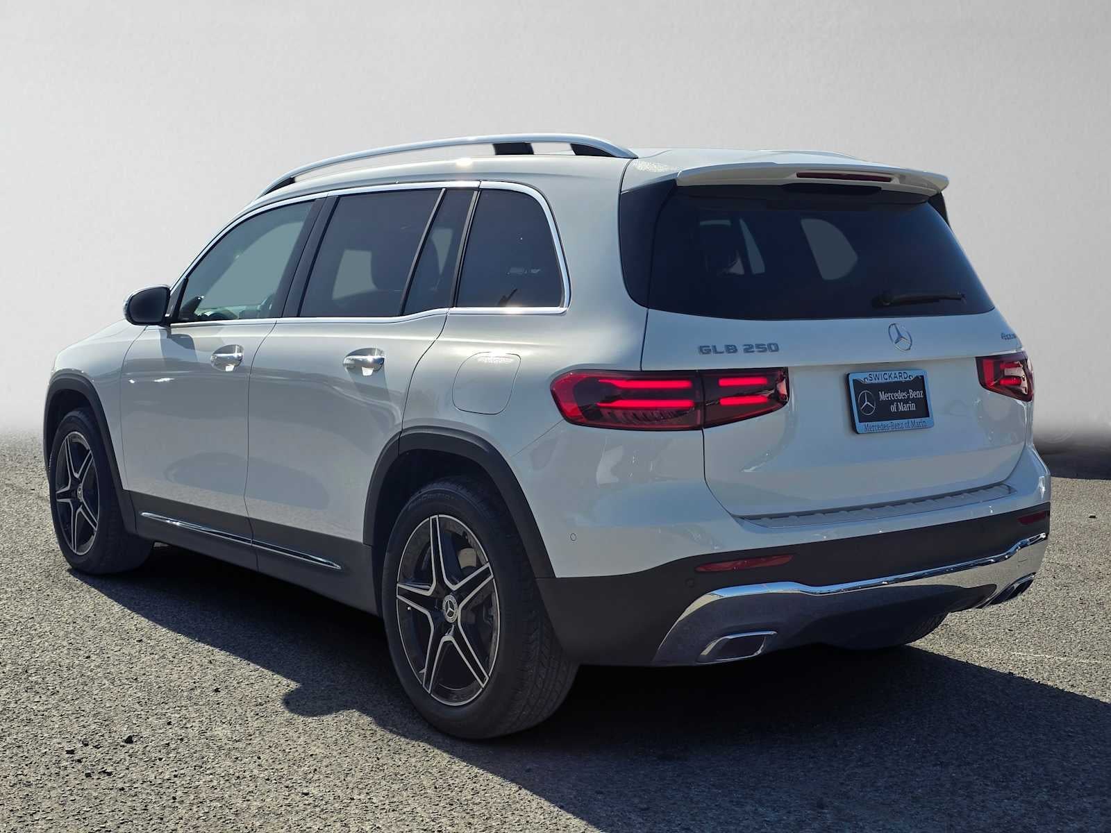 2026 Mercedes-Benz GLB 250 4MATIC® SUV