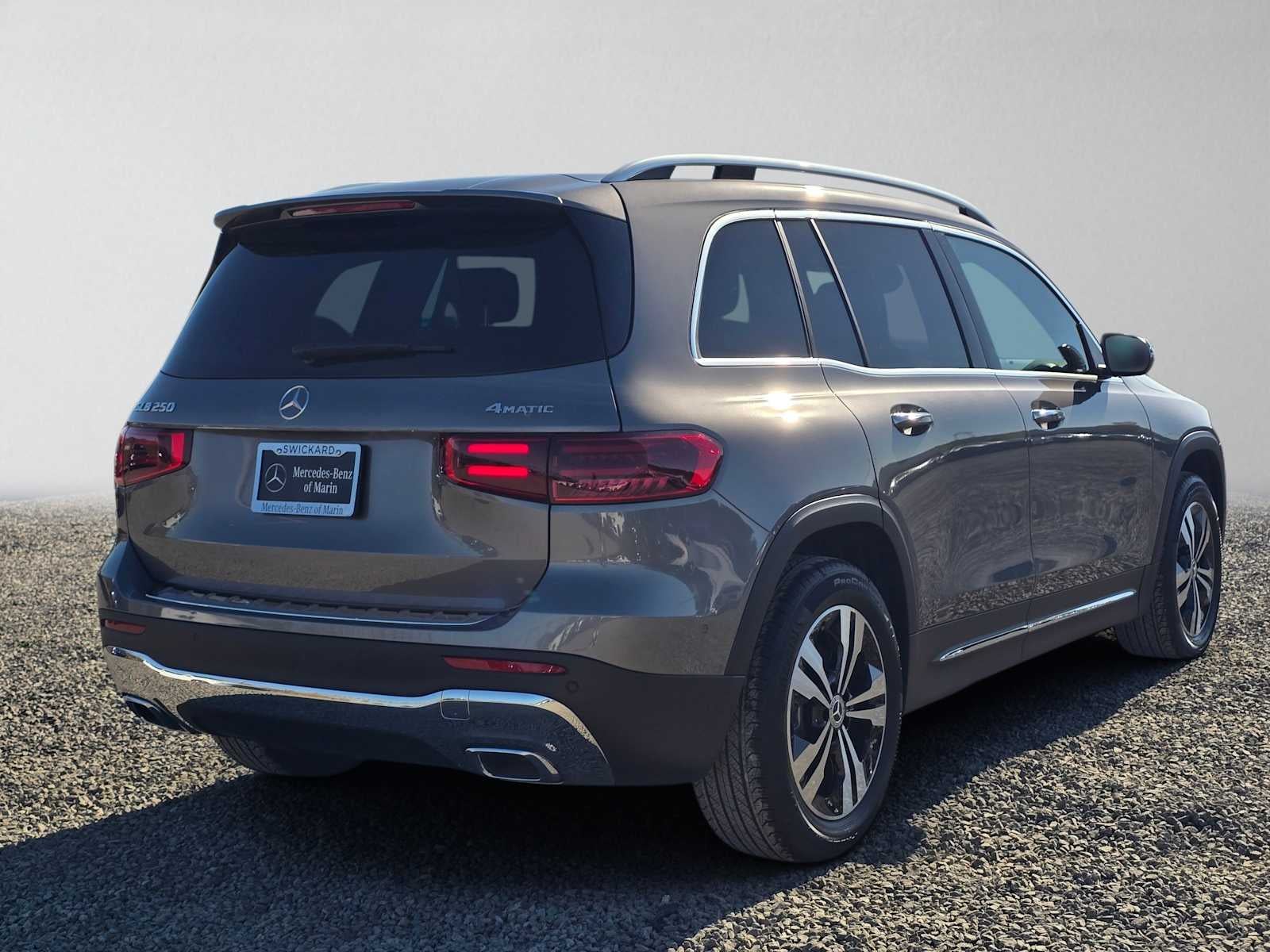 2026 Mercedes-Benz GLB 250 4MATIC® SUV