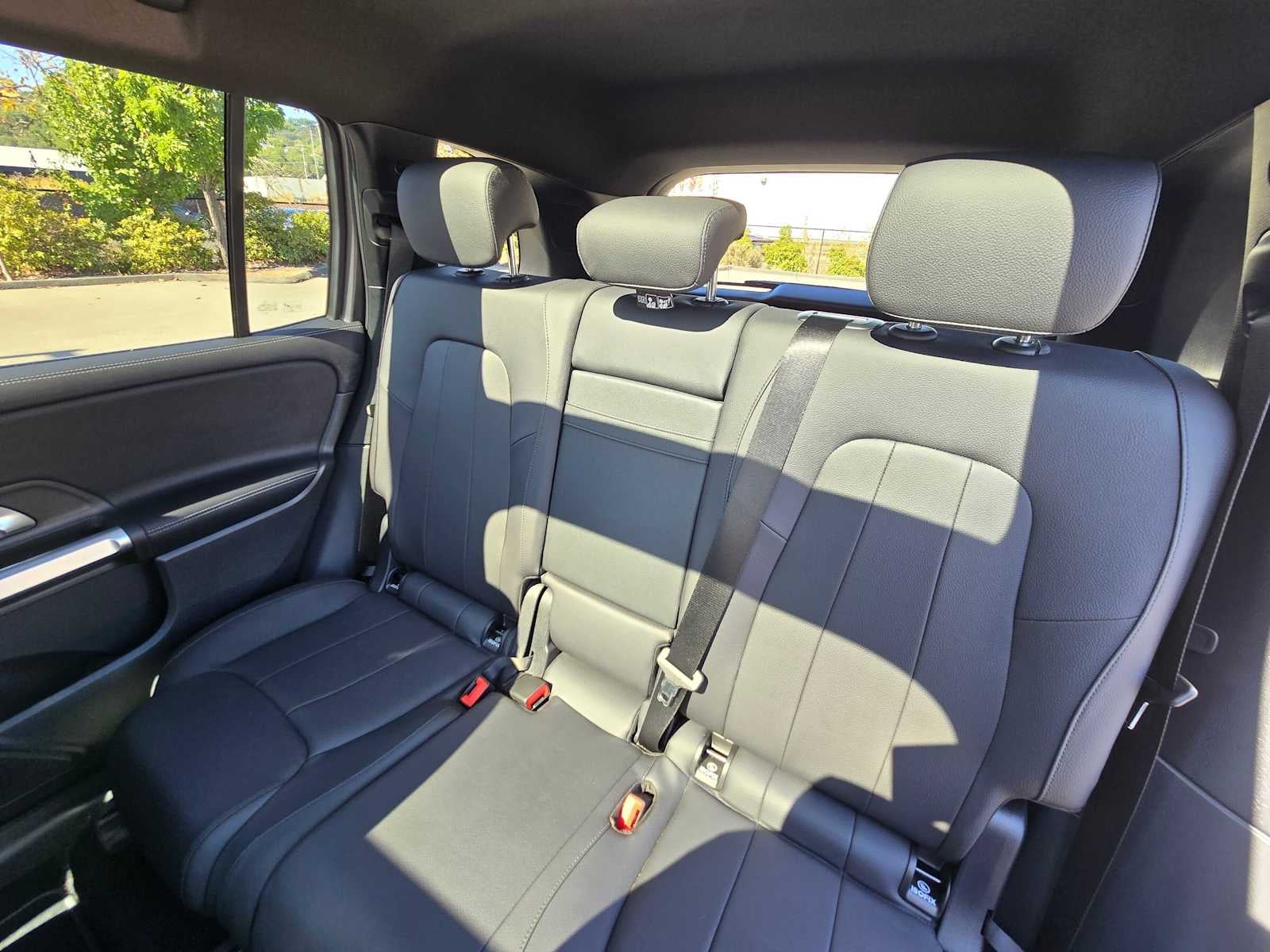 2026 Mercedes-Benz GLB 250 4MATIC® SUV