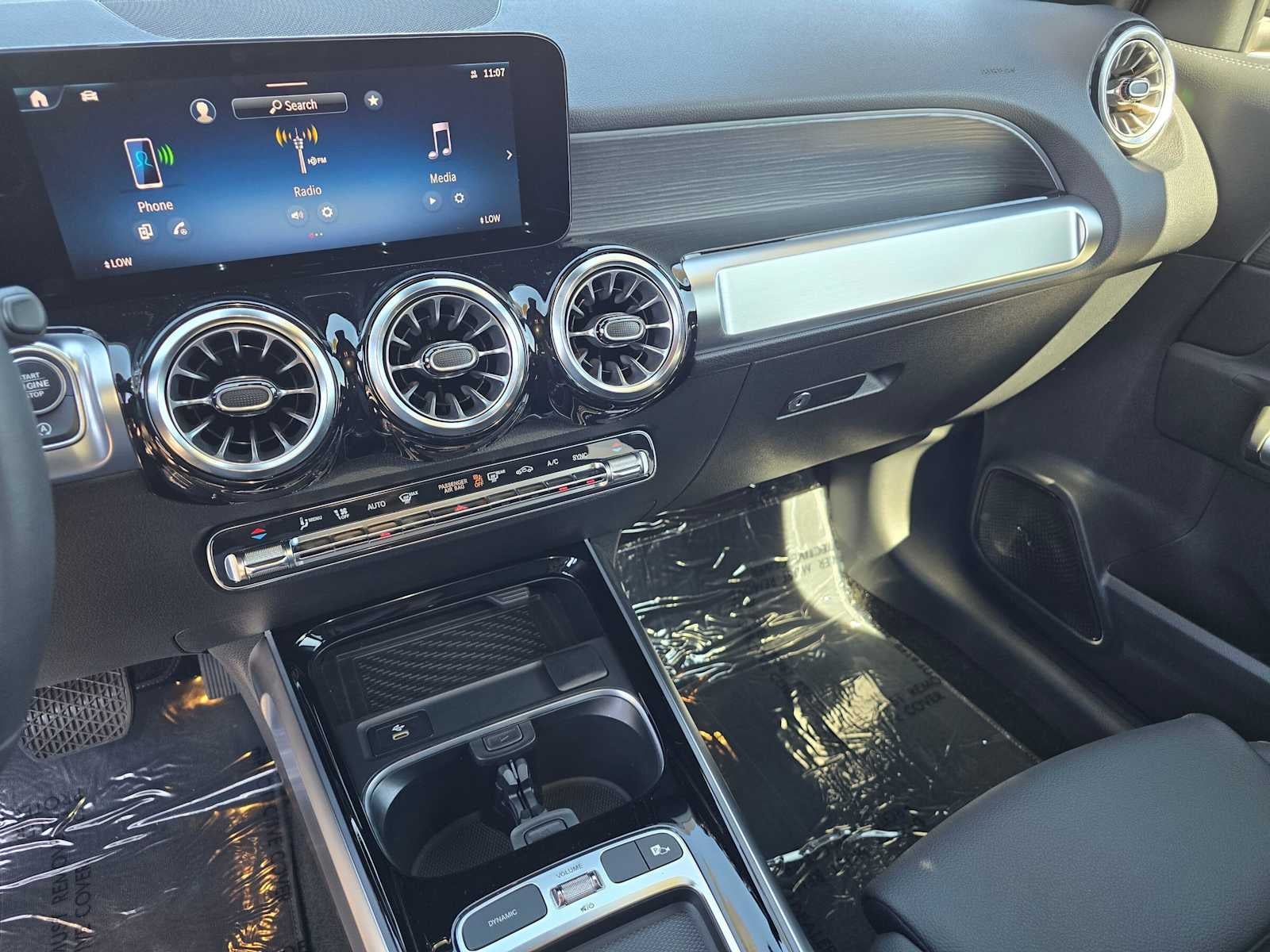 2026 Mercedes-Benz GLB 250 4MATIC® SUV