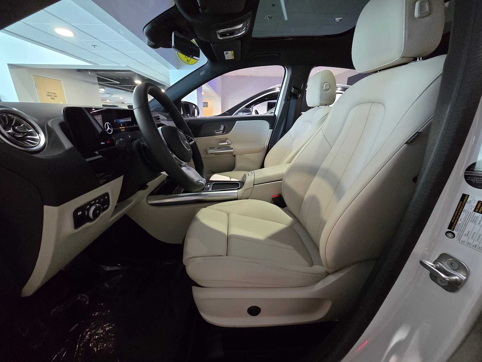 2025 Mercedes-Benz GLA 250 4MATIC® SUV