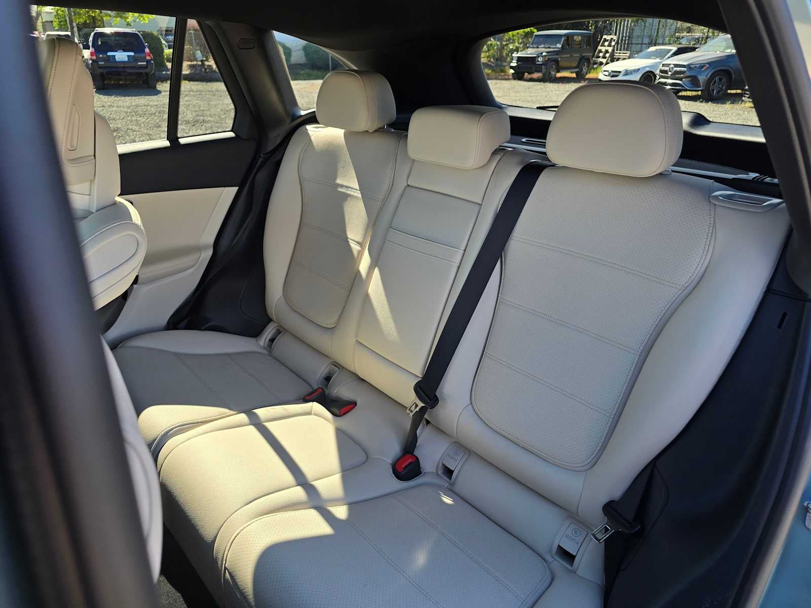 2026 Mercedes-Benz GLC 300 SUV