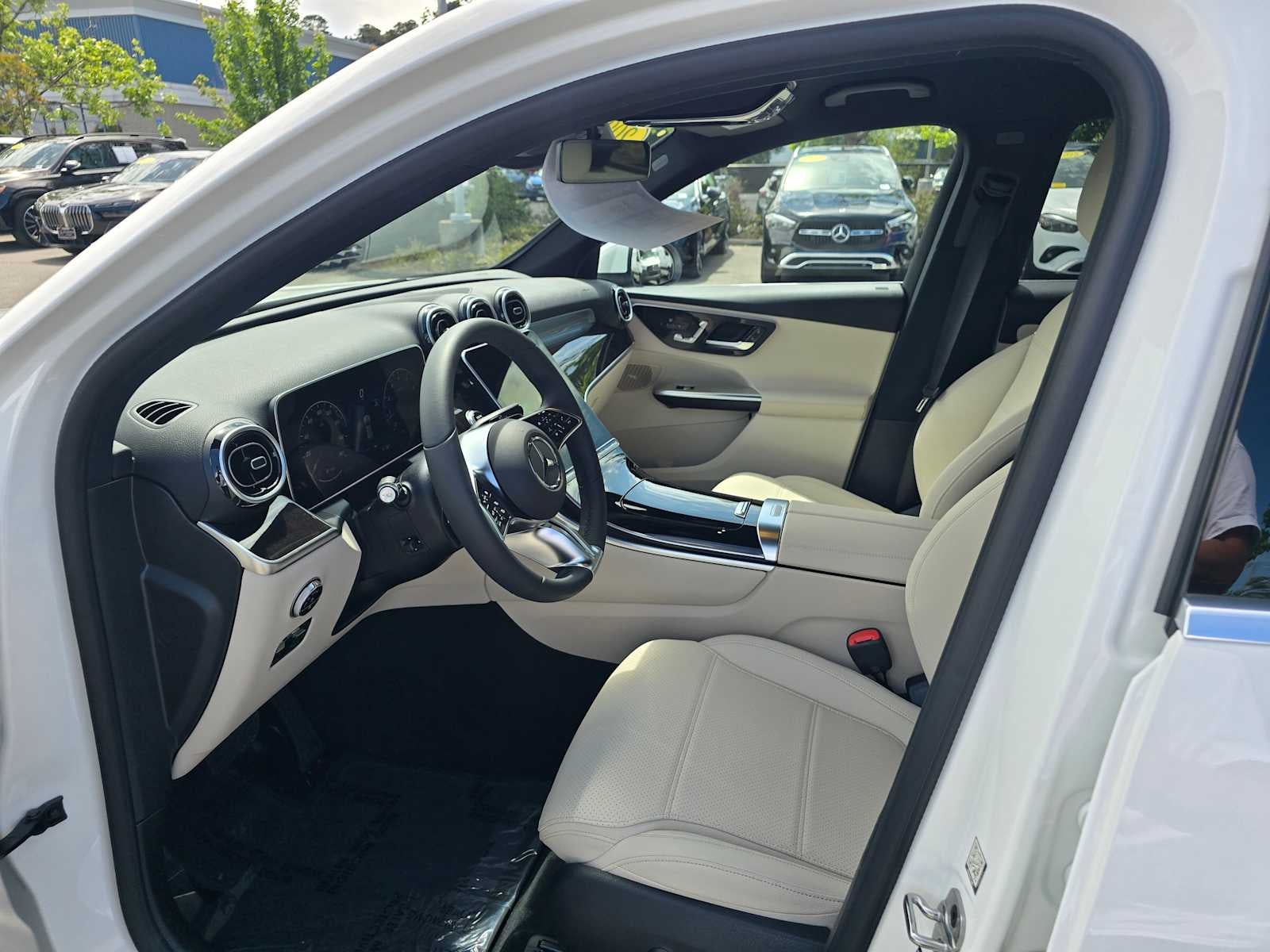 2026 Mercedes-Benz GLC 300 SUV