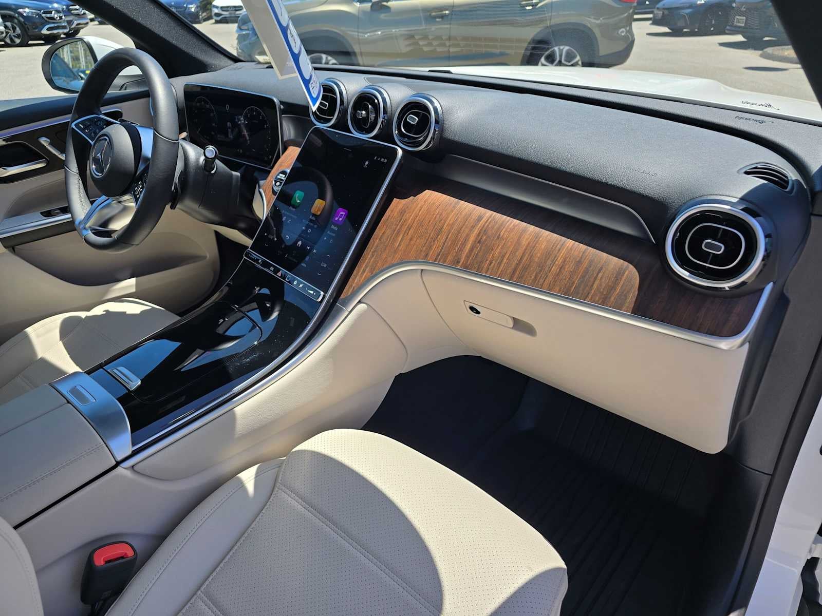 2026 Mercedes-Benz GLC 300 SUV