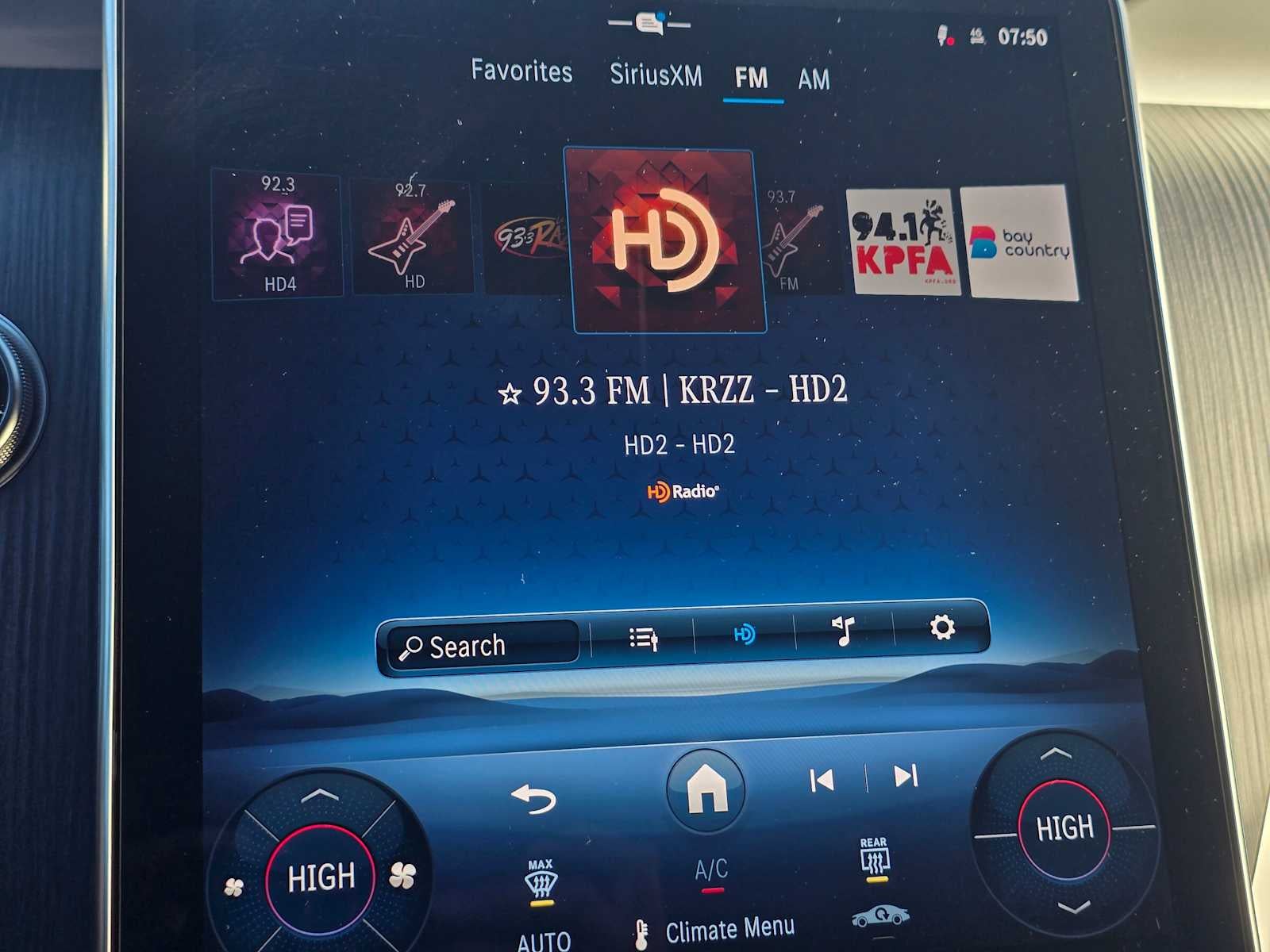 2026 Mercedes-Benz GLC 300 SUV