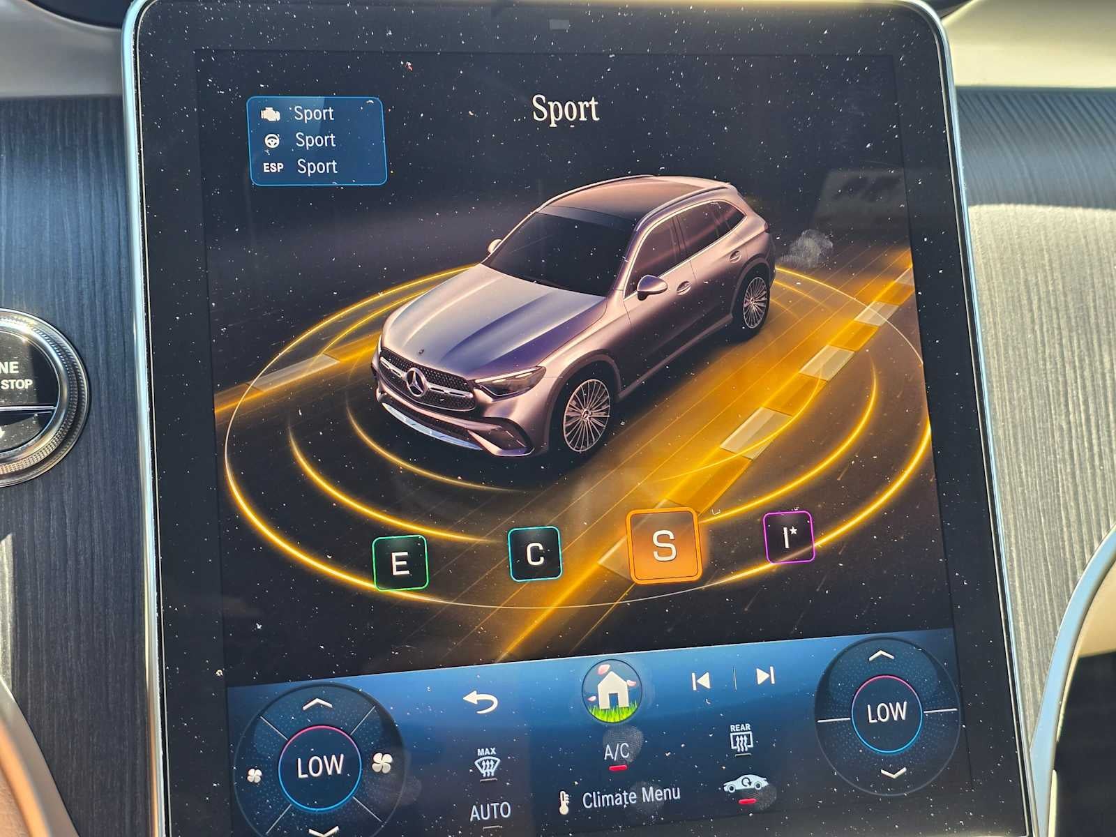 2026 Mercedes-Benz GLC 300 SUV