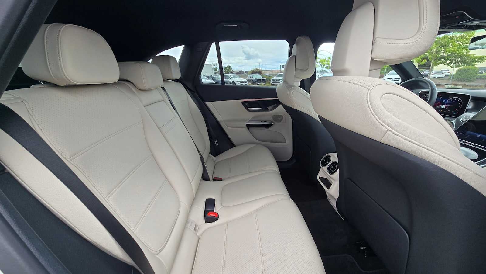 2026 Mercedes-Benz GLC 300 SUV