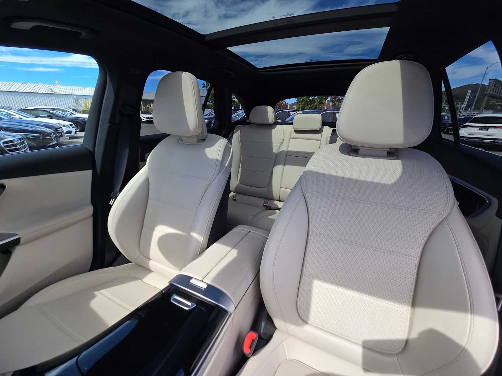 2026 Mercedes-Benz GLC 300 4MATIC® SUV