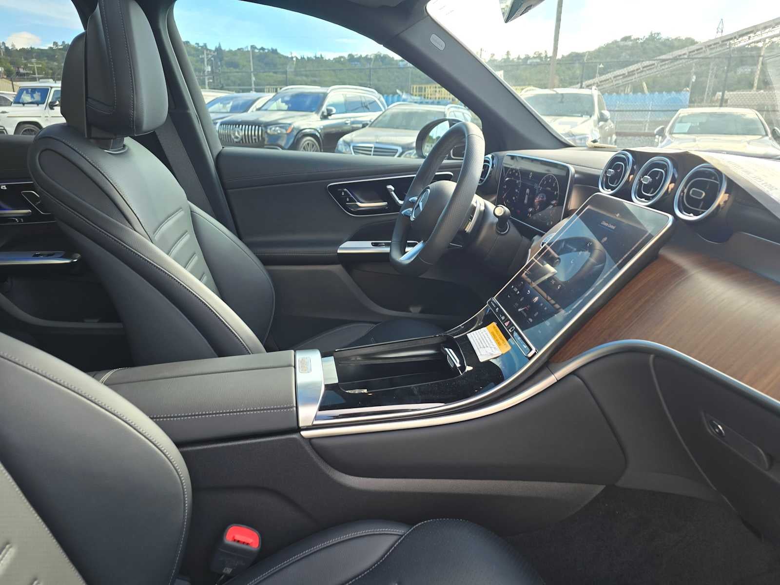 2024 Mercedes-Benz GLC 300 GLC 300