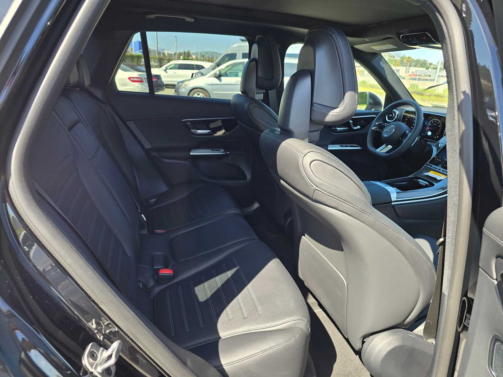 2026 Mercedes-Benz GLC 300 4MATIC® SUV