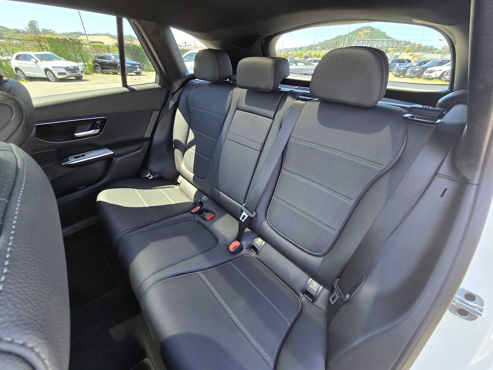 2026 Mercedes-Benz GLC 300 4MATIC® SUV