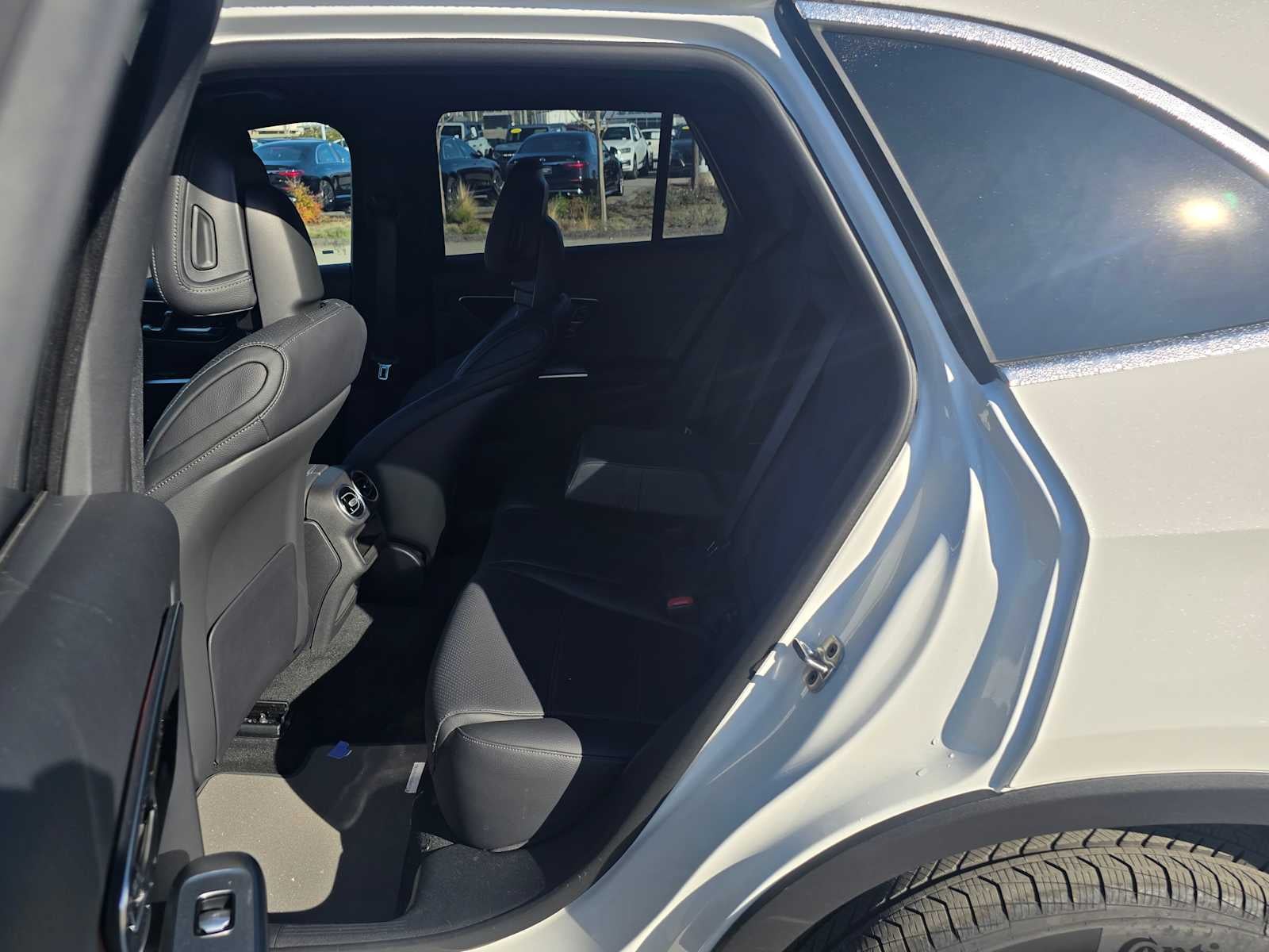 2025 Mercedes-Benz GLC GLC 300