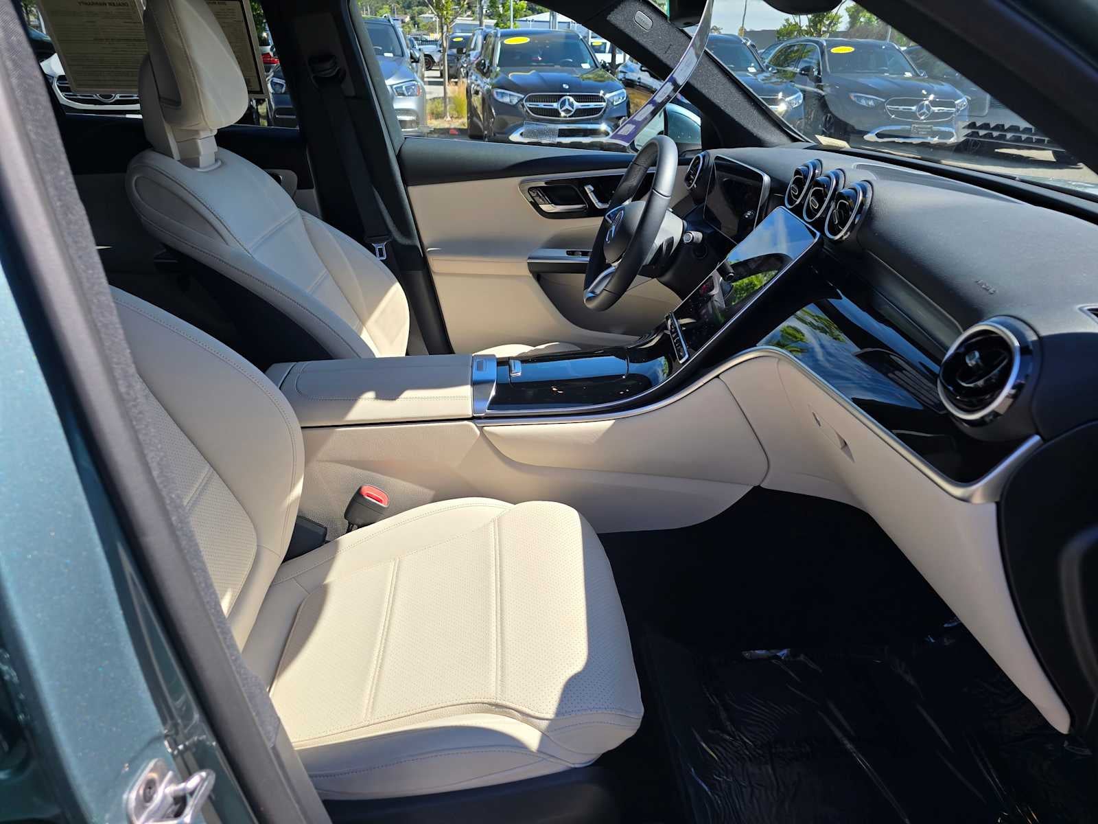 2026 Mercedes-Benz GLC 300 4MATIC® SUV