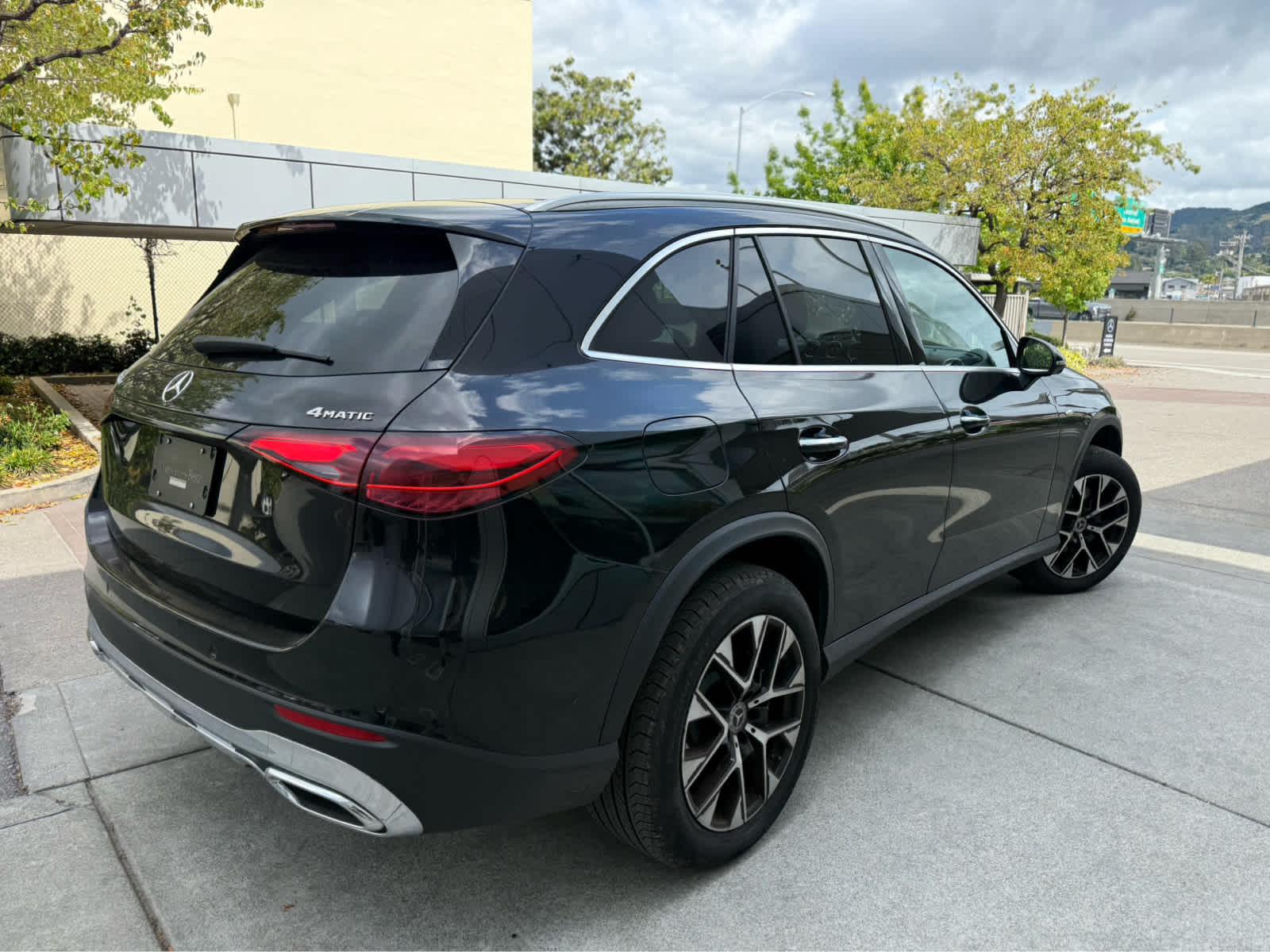 2025 Mercedes-Benz GLC 350e 4MATIC® SUV