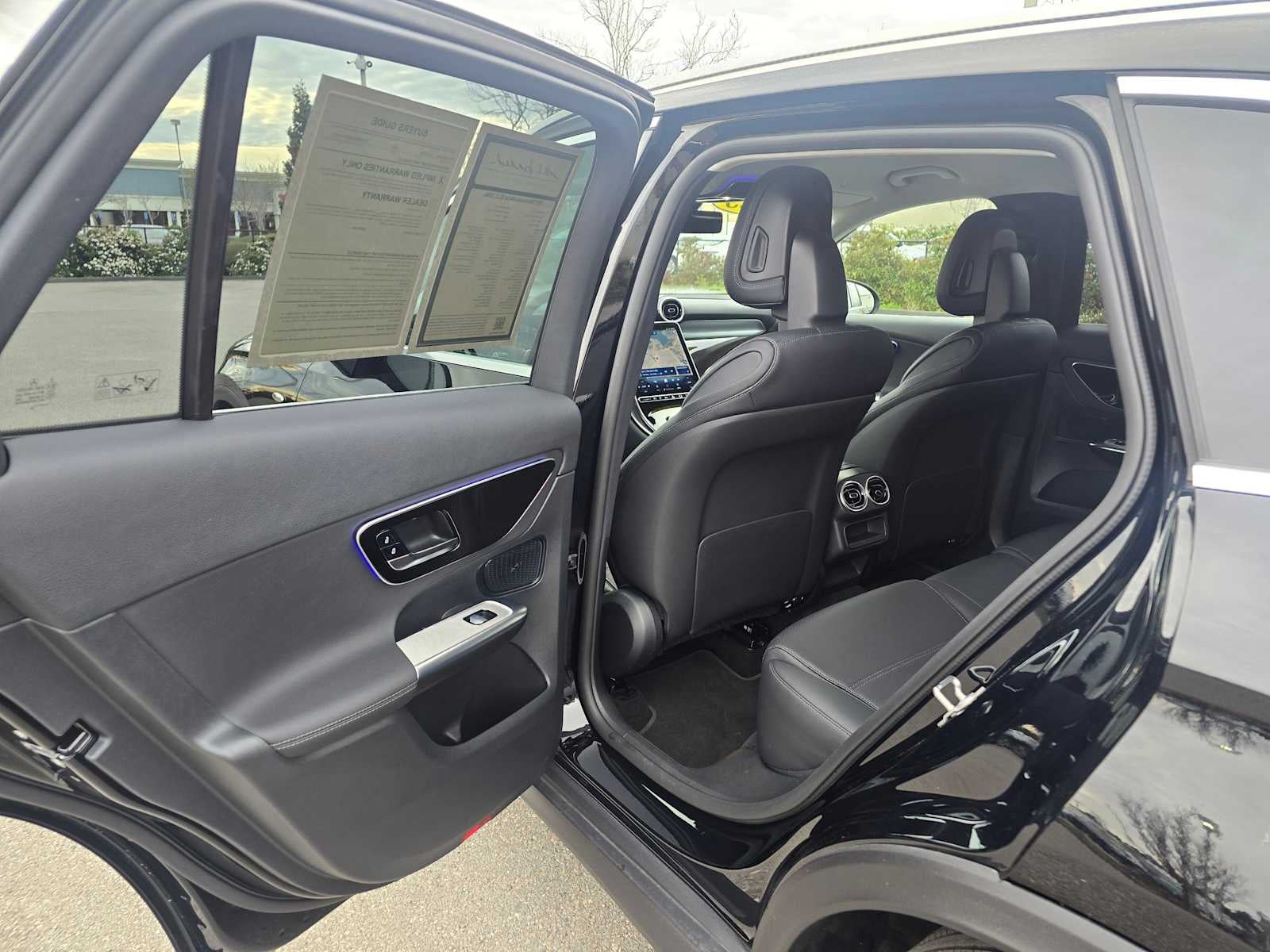 2025 Mercedes-Benz GLC 350e 4MATIC® SUV