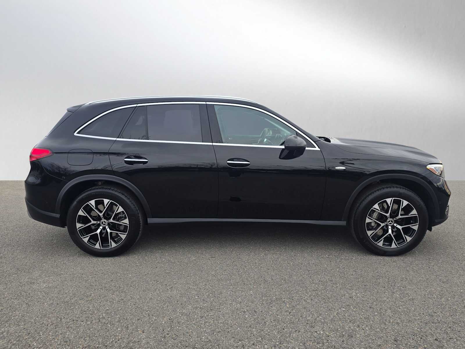 2025 Mercedes-Benz GLC 350e 4MATIC® SUV