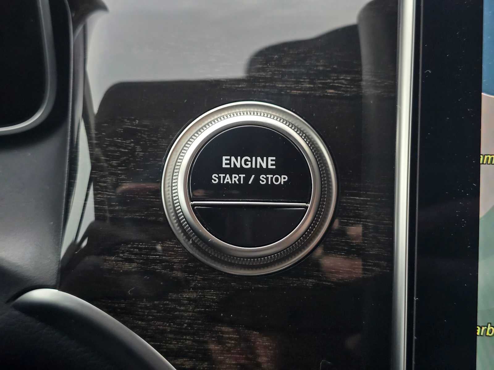 2025 Mercedes-Benz GLC 350e 4MATIC® SUV