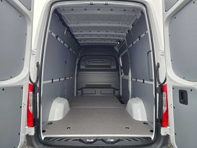 2026 Mercedes-Benz Sprinter 2500 Standard Roof I4 Diesel 144 RWD