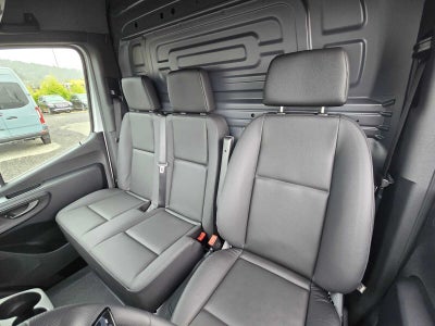 2026 Mercedes-Benz Sprinter 2500 Standard Roof I4 Diesel 144 RWD