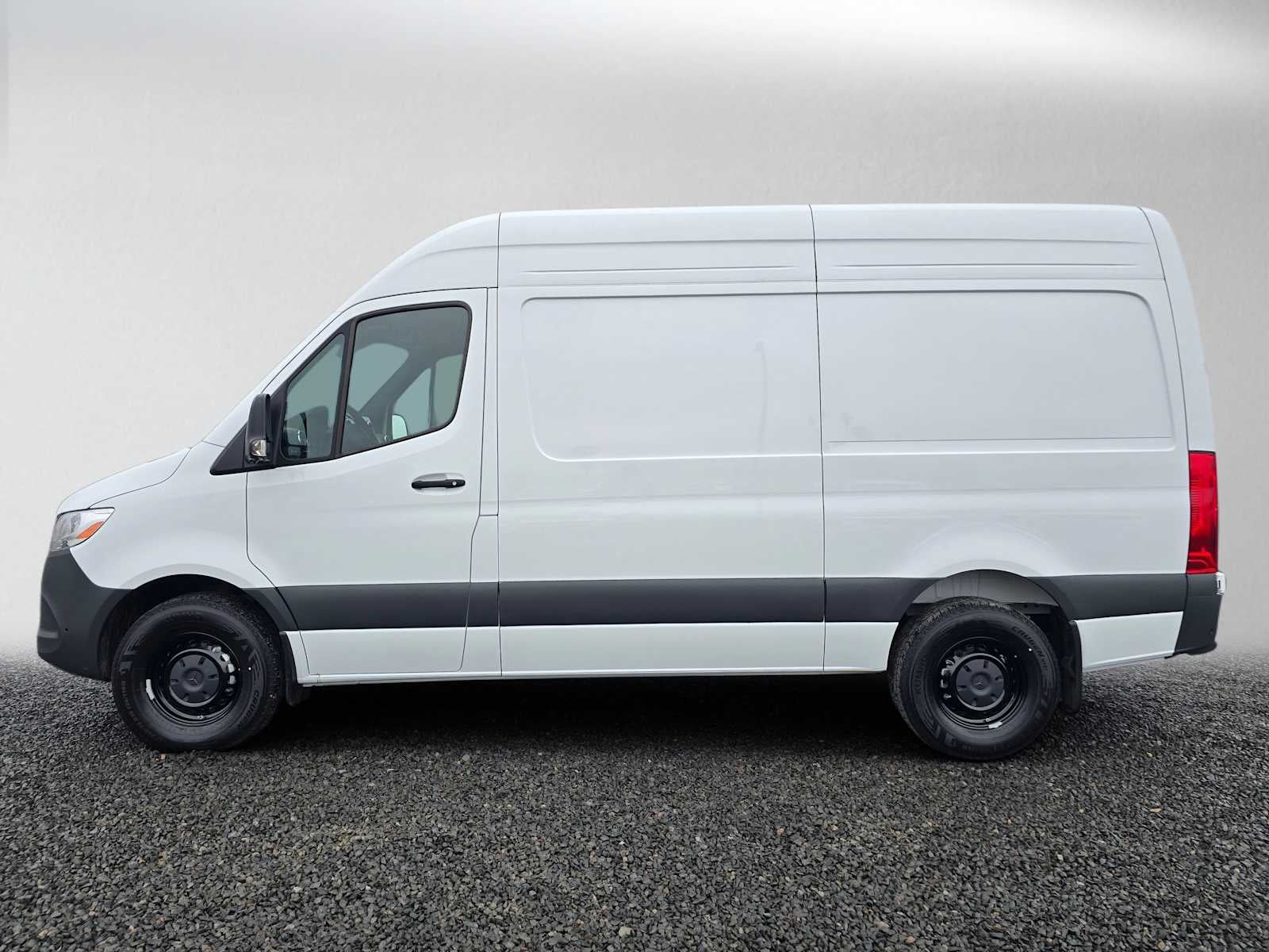 2026 Mercedes-Benz Sprinter 2500 Standard Roof I4 Diesel 144 RWD