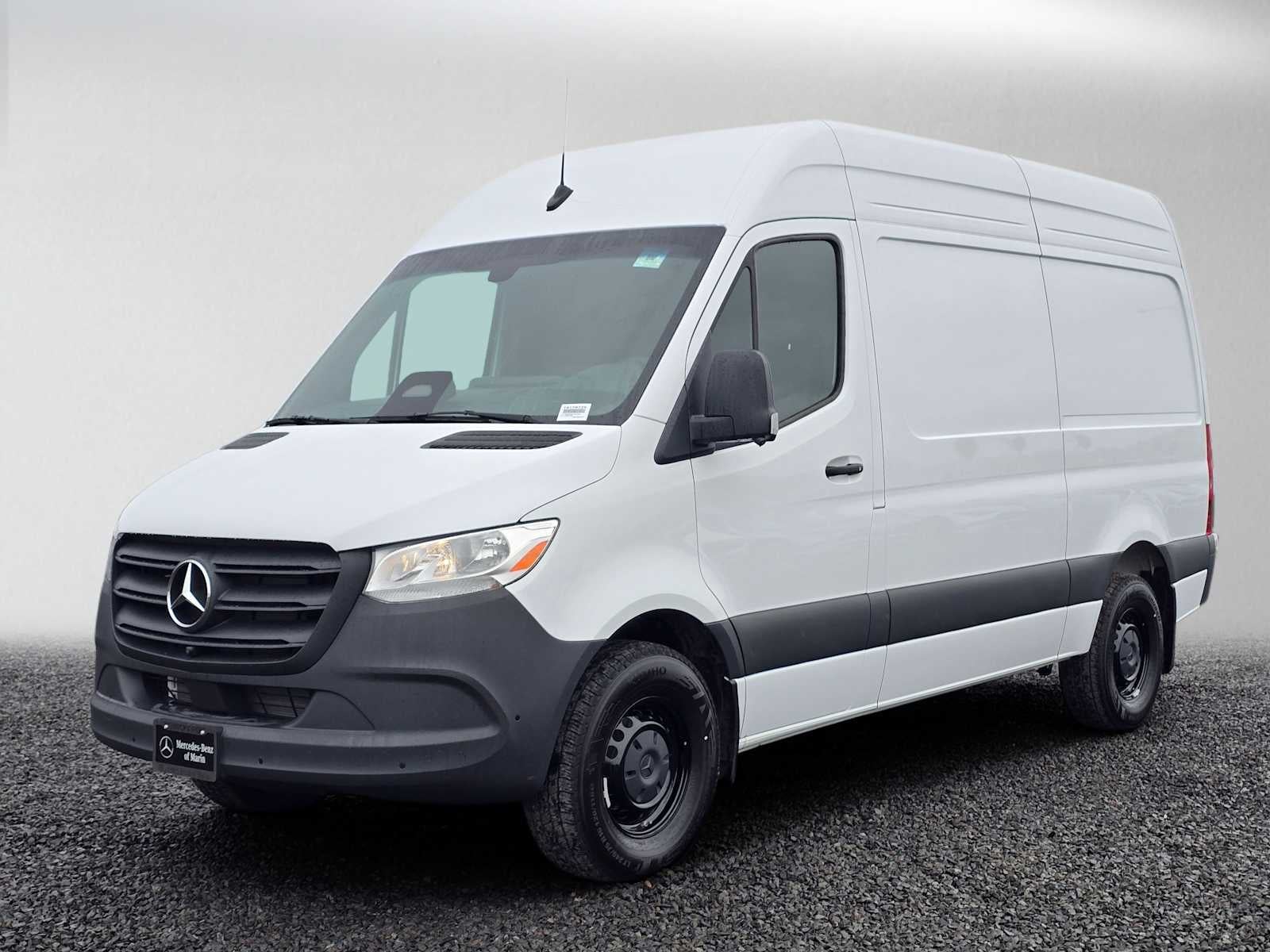 2026 Mercedes-Benz Sprinter 2500 Standard Roof I4 Diesel 144 RWD