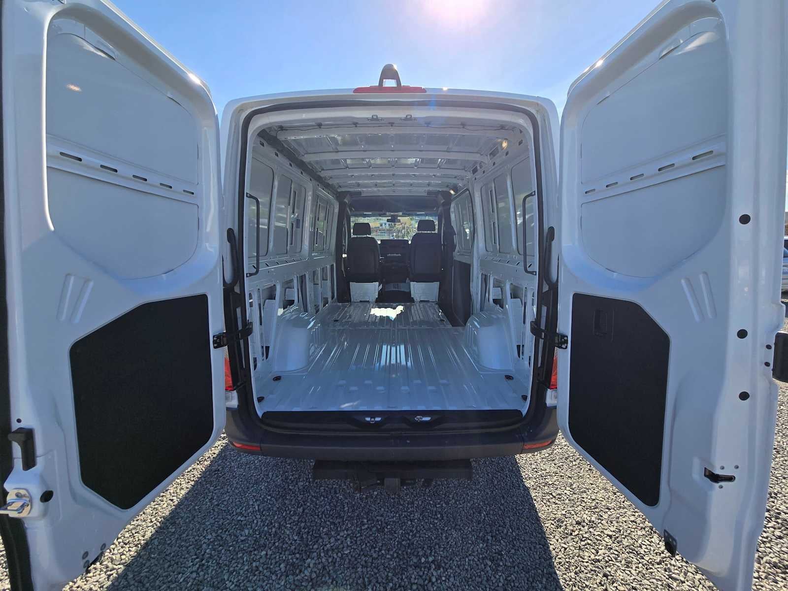 2025 Mercedes-Benz Sprinter Cargo Van 2500 Standard Roof I4 Diesel HO 144 RWD