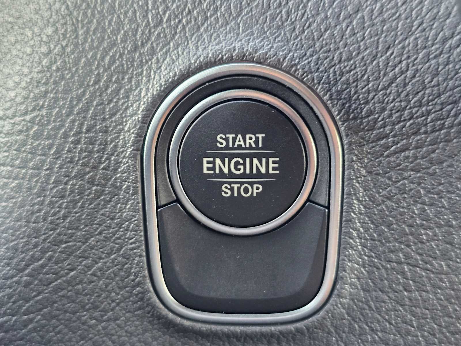 2025 Mercedes-Benz Sprinter Passenger Van 2500 Standard Roof I4 Diesel 144 RWD