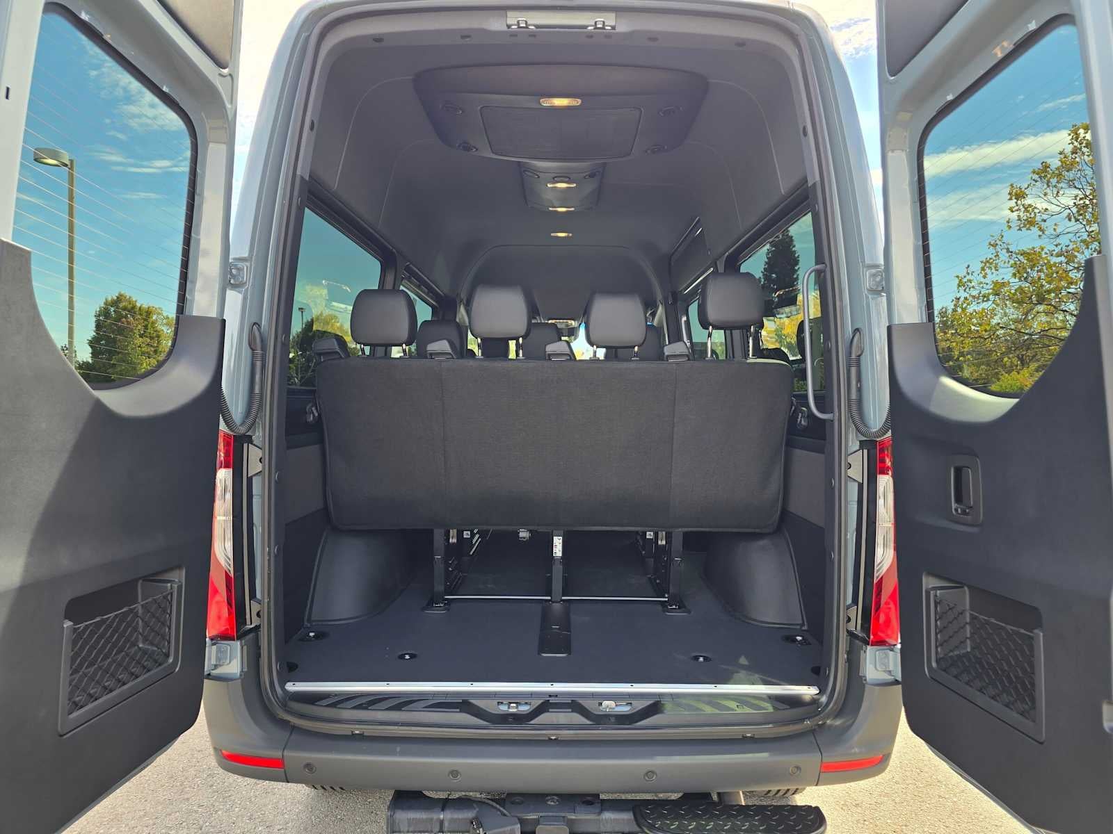 2026 Mercedes-Benz Sprinter Passenger Van 2500 Standard Roof I4 Diesel HO 144 AWD