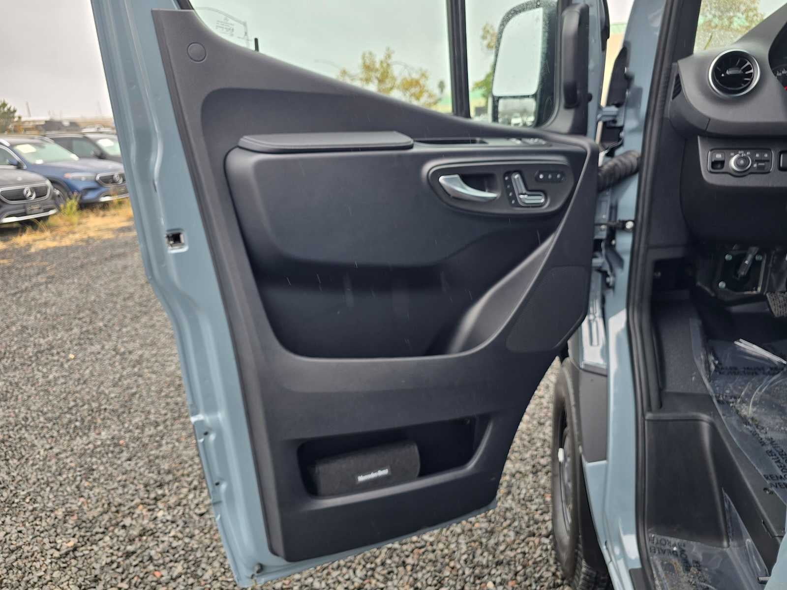 2026 Mercedes-Benz Sprinter Passenger Van 2500 Standard Roof I4 Diesel HO 144 AWD