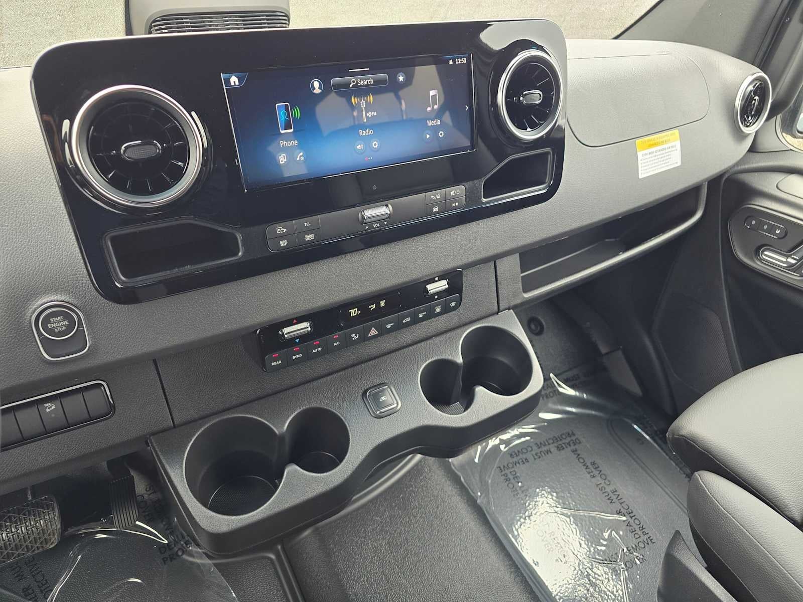 2026 Mercedes-Benz Sprinter Passenger Van 2500 Standard Roof I4 Diesel HO 144 AWD