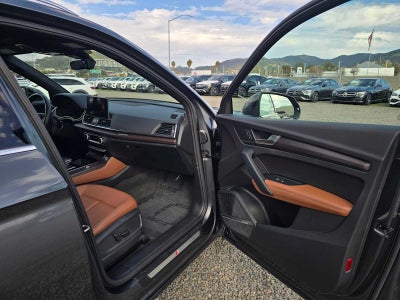 2022 Audi Q5 S line Premium Plus