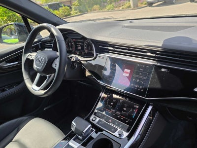 2025 Audi Q7 Premium Plus