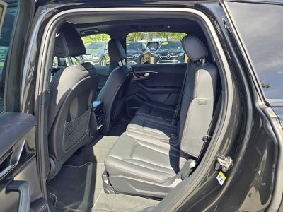 2025 Audi Q7 Premium Plus