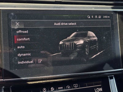 2025 Audi Q7 Premium Plus