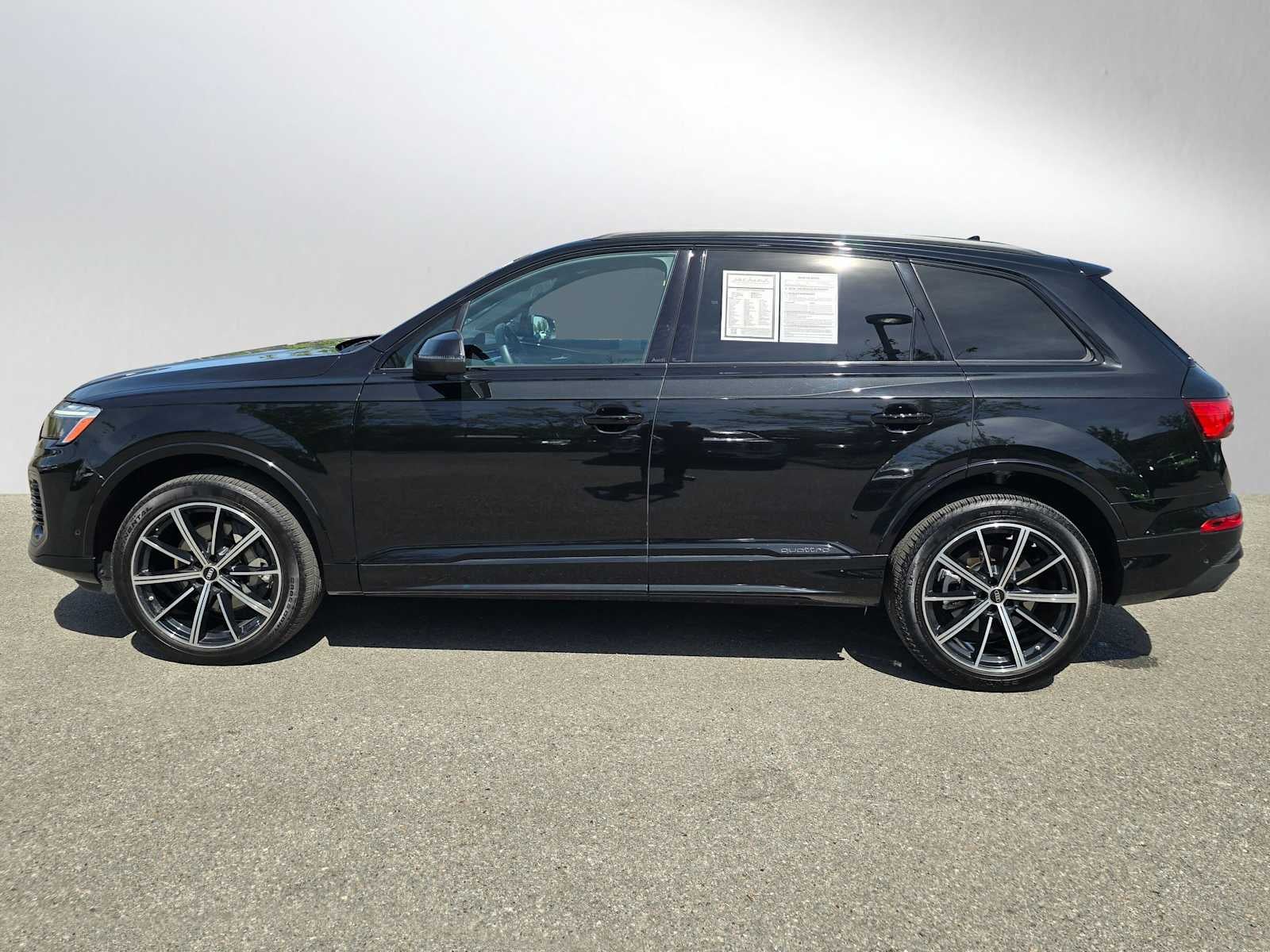 2025 Audi Q7 Premium Plus