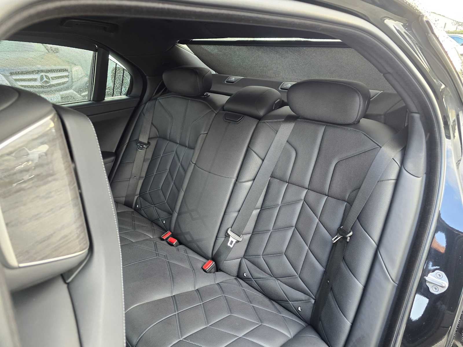 2024 BMW 7 Series 740i