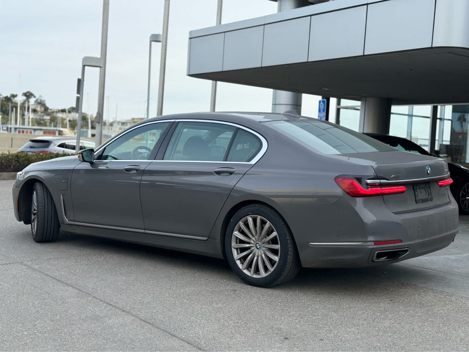 2020 BMW 7 Series 745e xDrive iPerformance