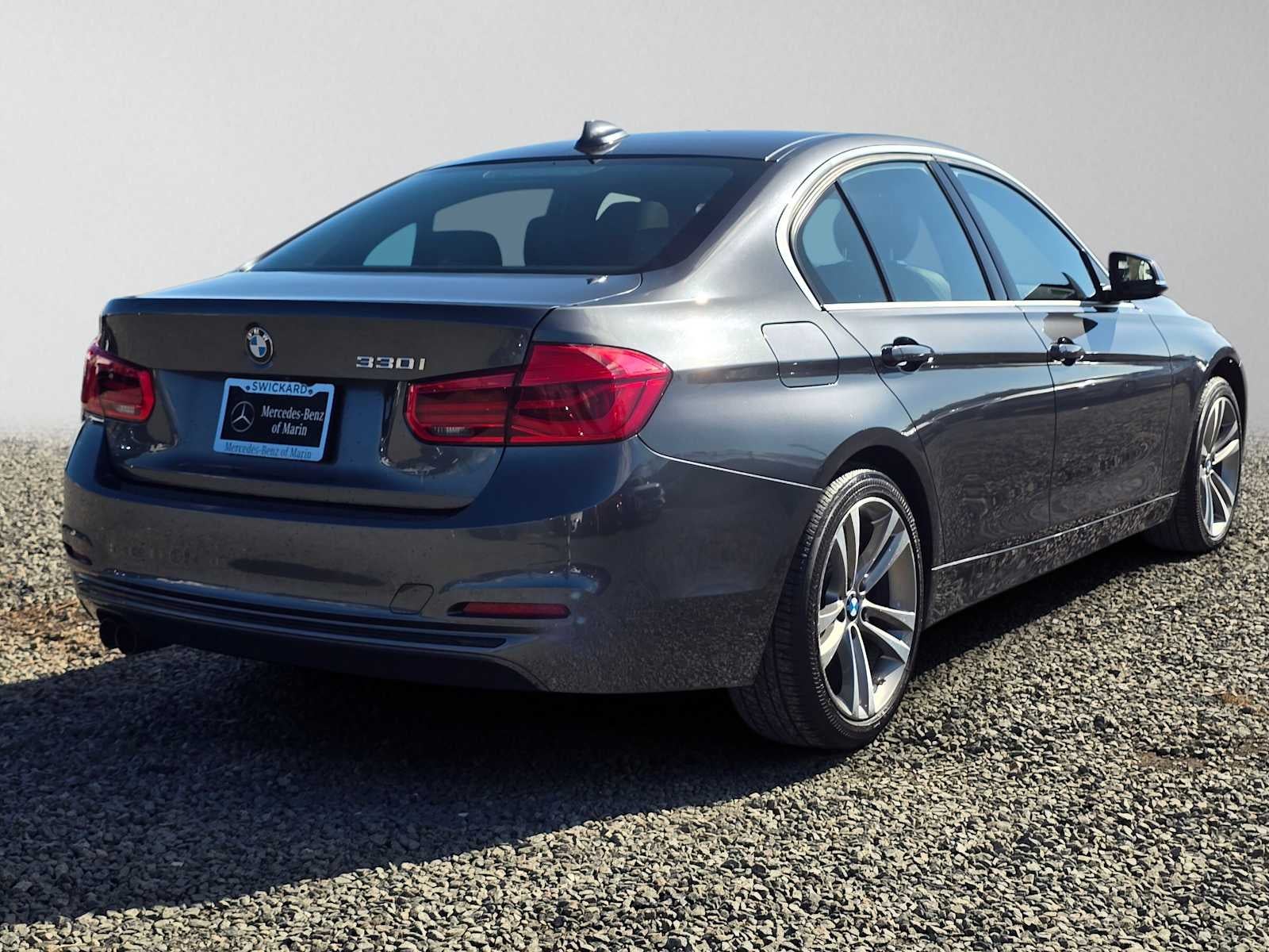 2018 BMW 330i 330i