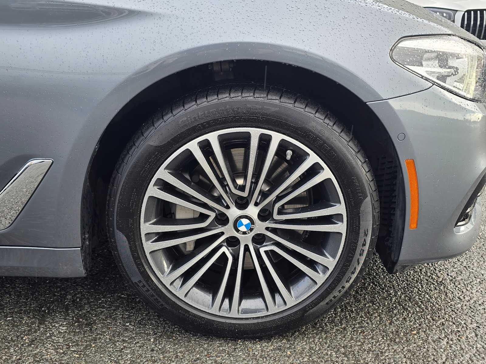 2020 BMW 5 Series 530i