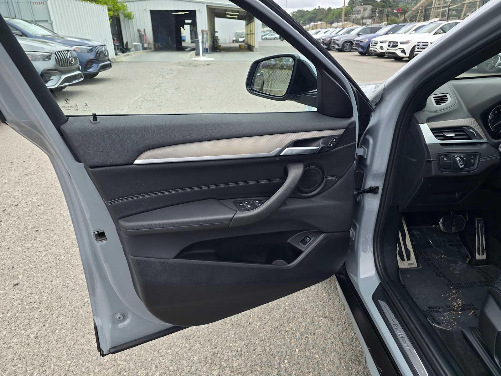 2022 BMW X2 xDrive28i xDrive28i