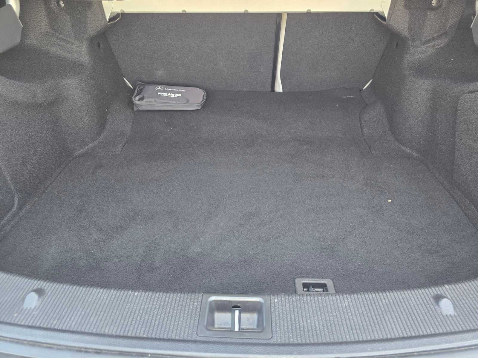 2013 Mercedes-Benz C 250 4dr Sdn RWD
