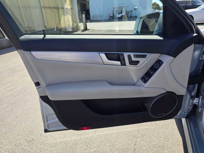 2013 Mercedes-Benz C 250 4dr Sdn RWD
