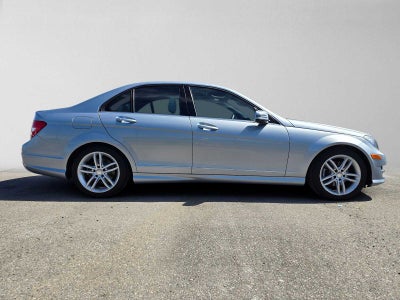 2013 Mercedes-Benz C 250 4dr Sdn RWD