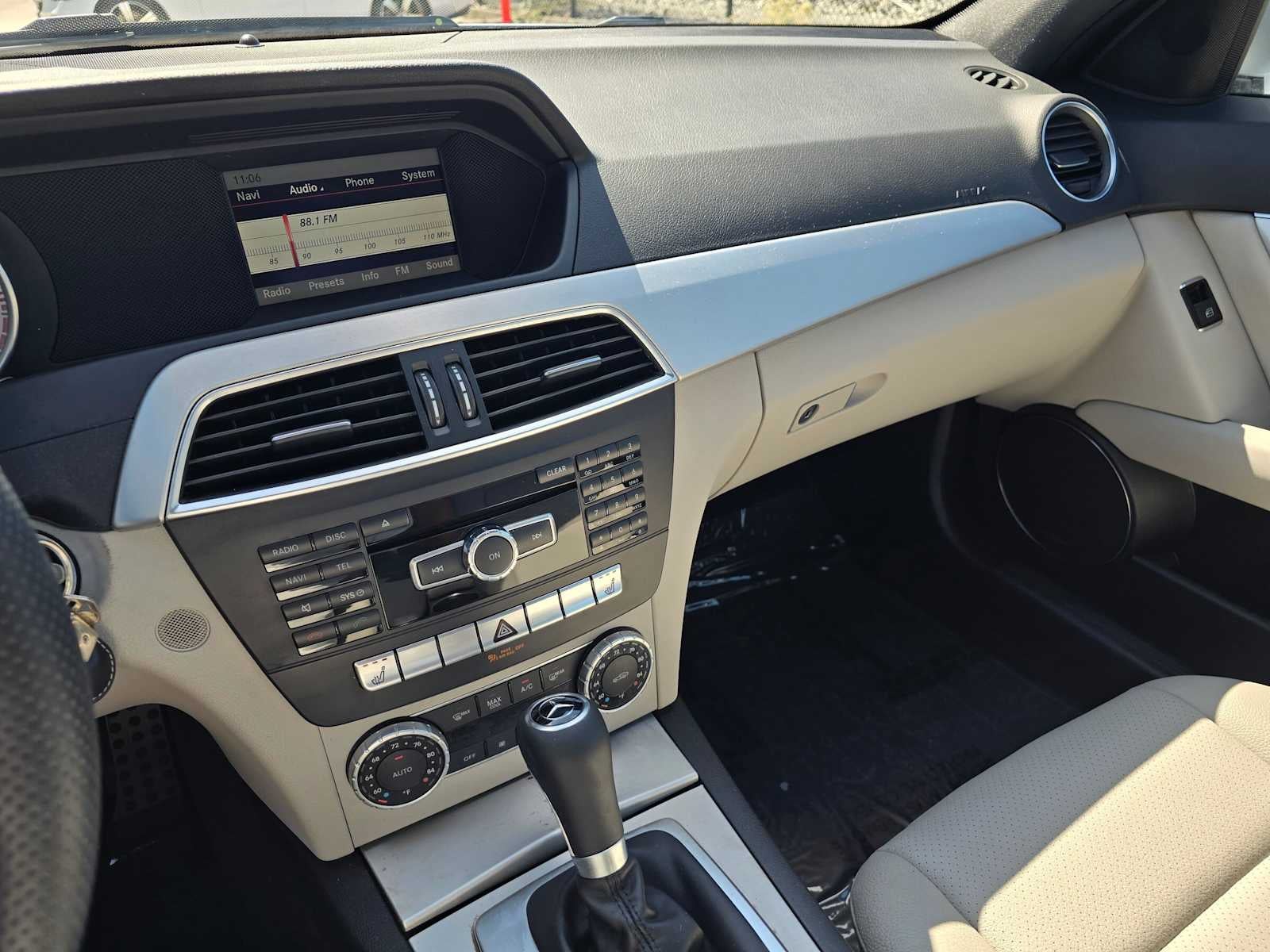 2013 Mercedes-Benz C 250 4dr Sdn RWD
