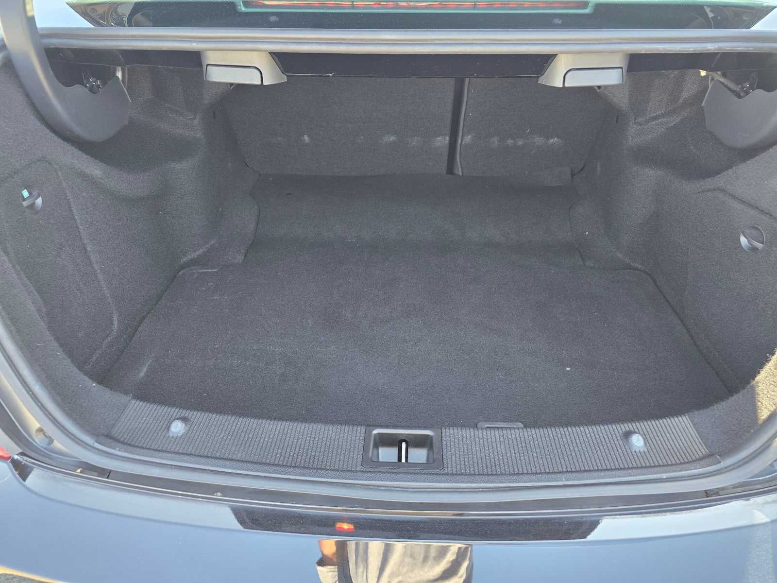 2014 Mercedes-Benz C 300 4dr Sdn 4MATIC®