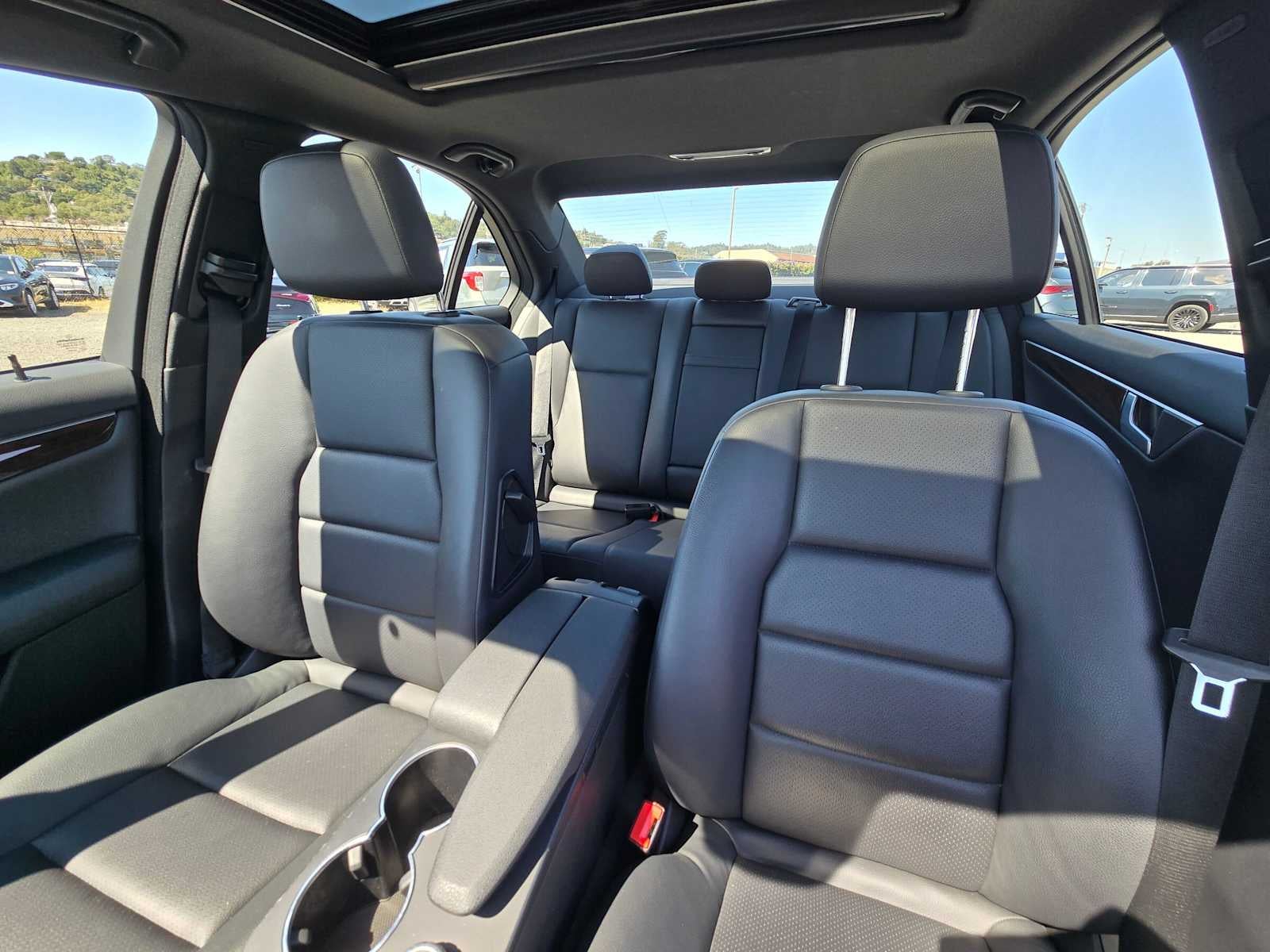 2014 Mercedes-Benz C 300 4dr Sdn 4MATIC®